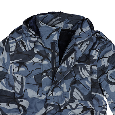 Veste militaire bleue Fermeture à glissière sur le devant avec rabat-tempête à bouton-pression
