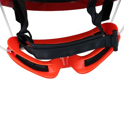 Connexion de lunettes de casque de pompier rouge