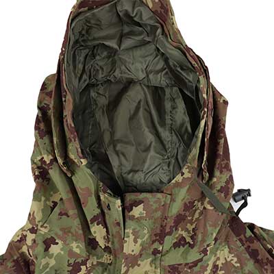 Capuche ajustable coupe-vent de l'armée