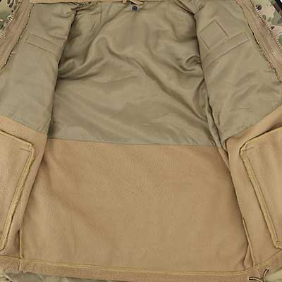 Doublure en polaire pour veste tactique