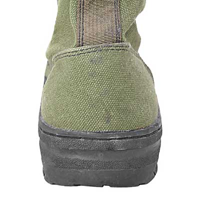 Renforcement du talon des bottes militaires